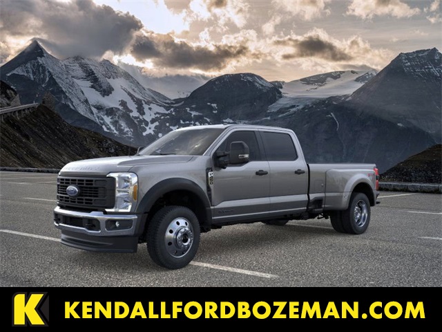 2026 Ford F-450 Super Duty XL's photo