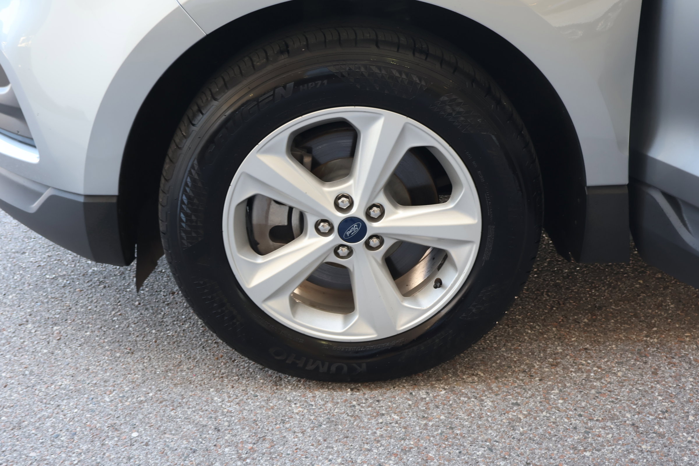 2022 Ford Edge SE photo 11