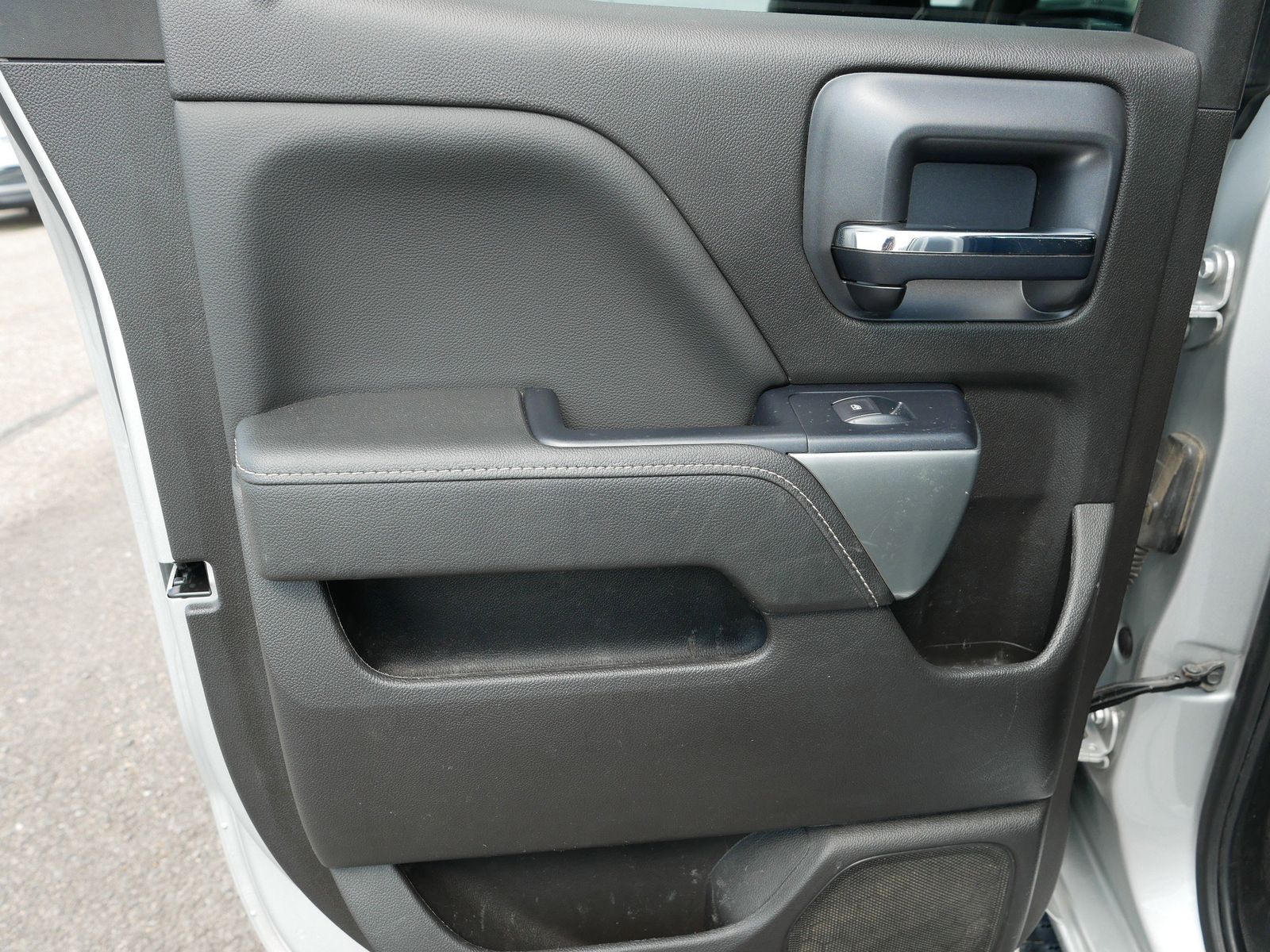 2019 Chevrolet Silverado 1500 LT photo 15