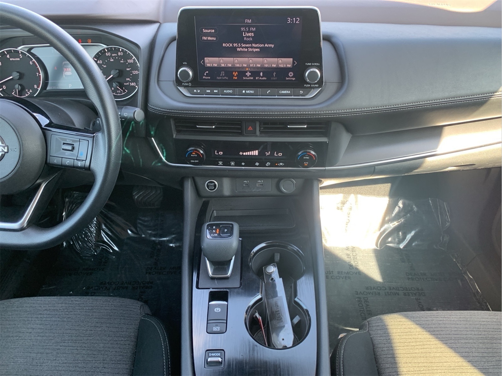 2023 Nissan Rogue SV photo 23