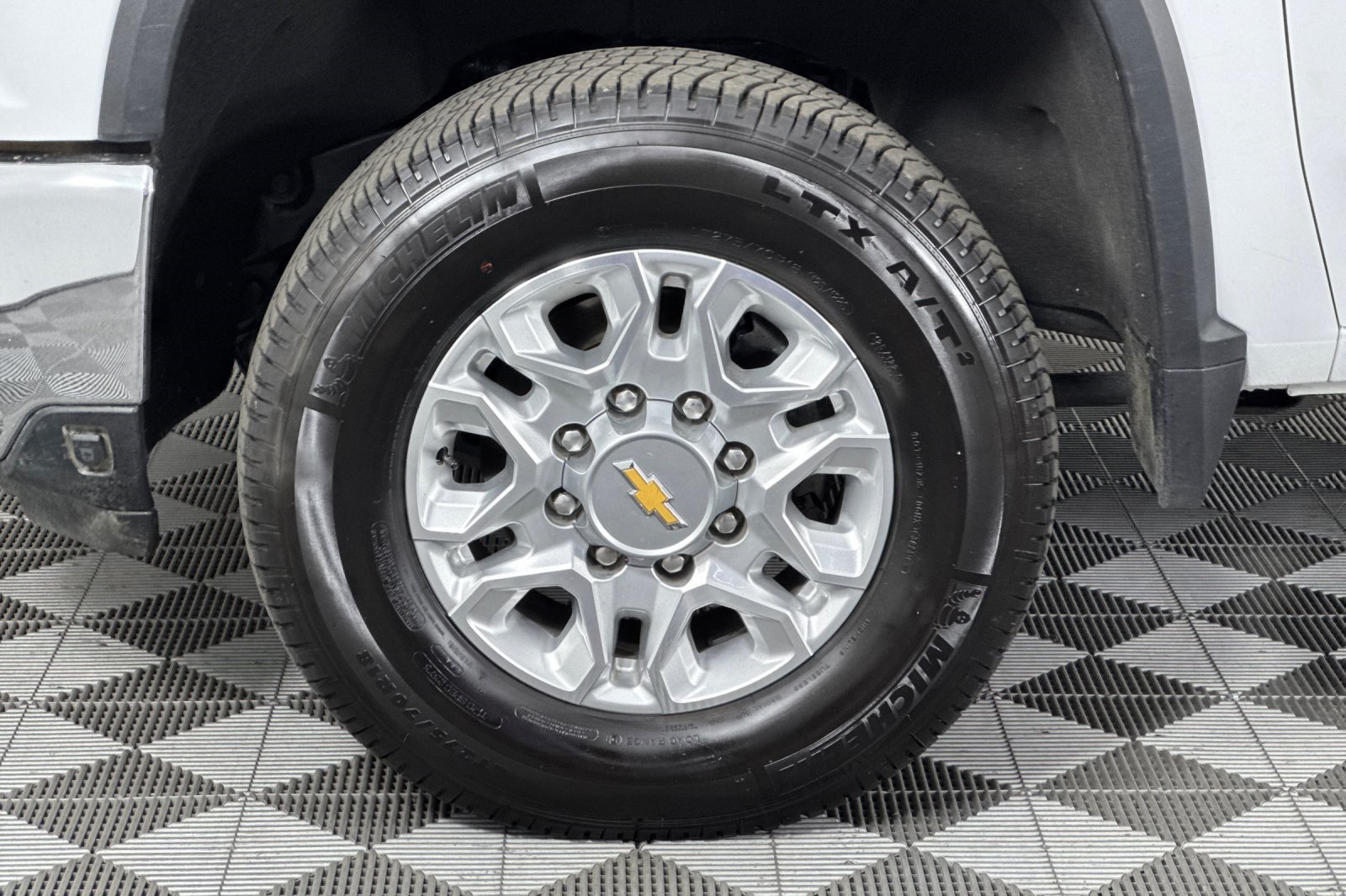 2024 Chevrolet Silverado 3500HD LT photo 24