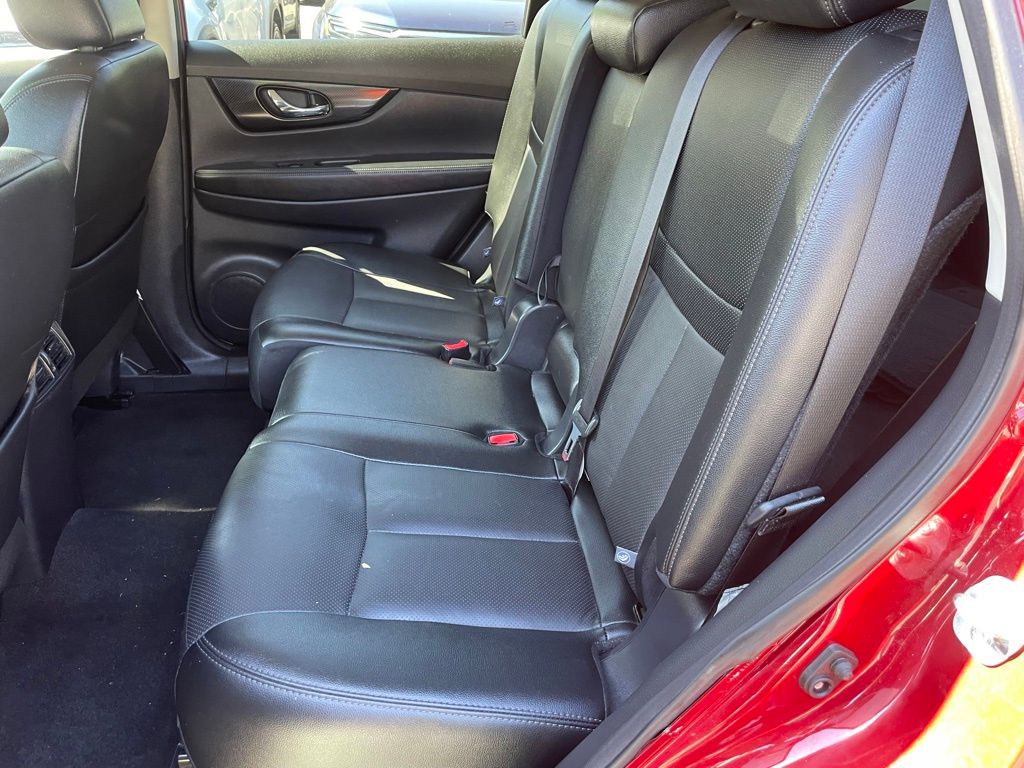 2019 Nissan Rogue SL photo 6