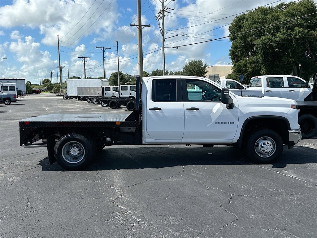 2024 Chevrolet Silverado 3500HD photo 3