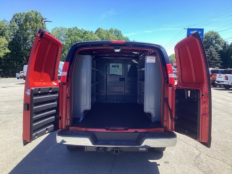 2025 Chevrolet Express 2500 Work Van photo 12