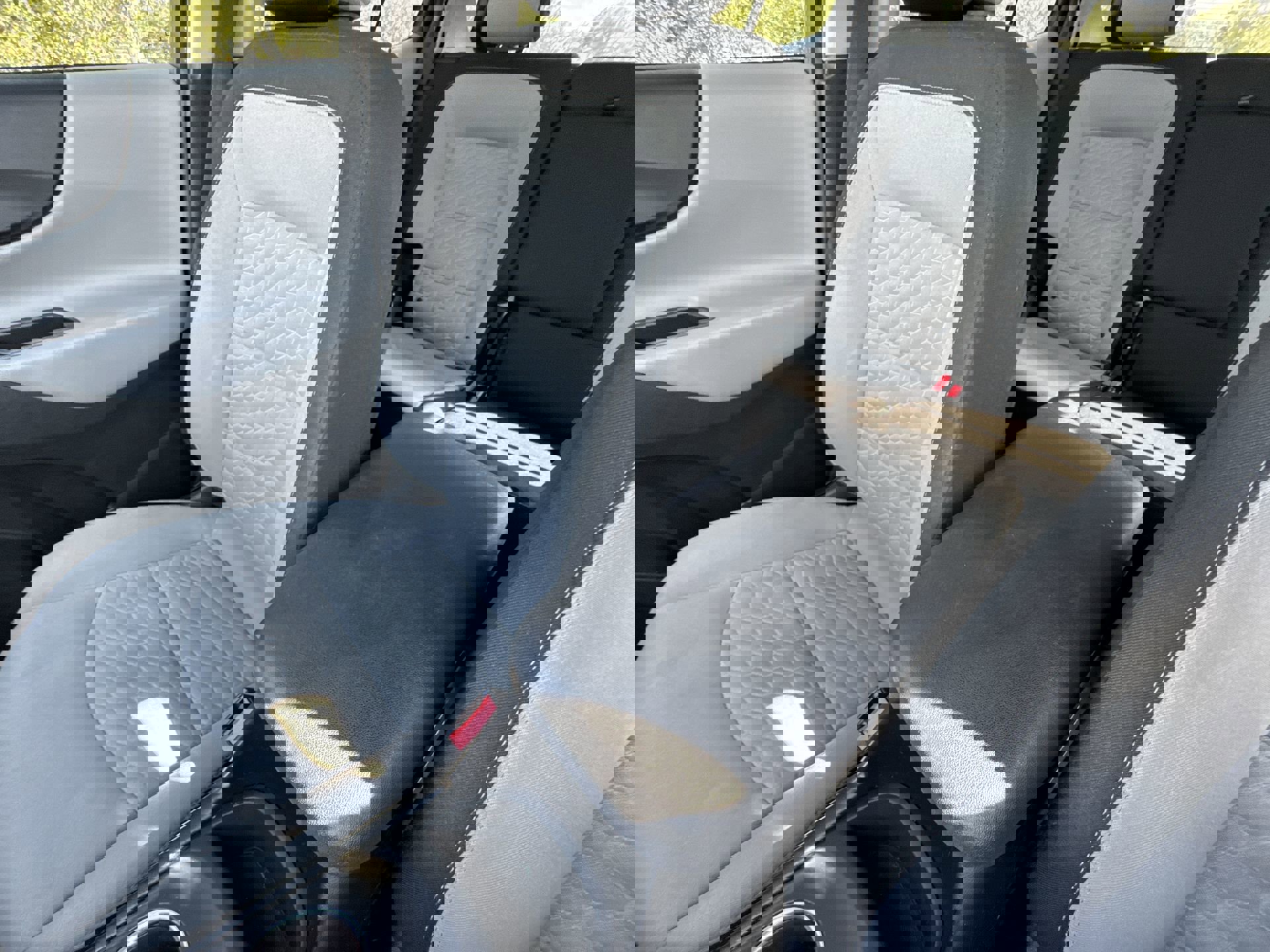 2018 Chevrolet Equinox LS photo 20