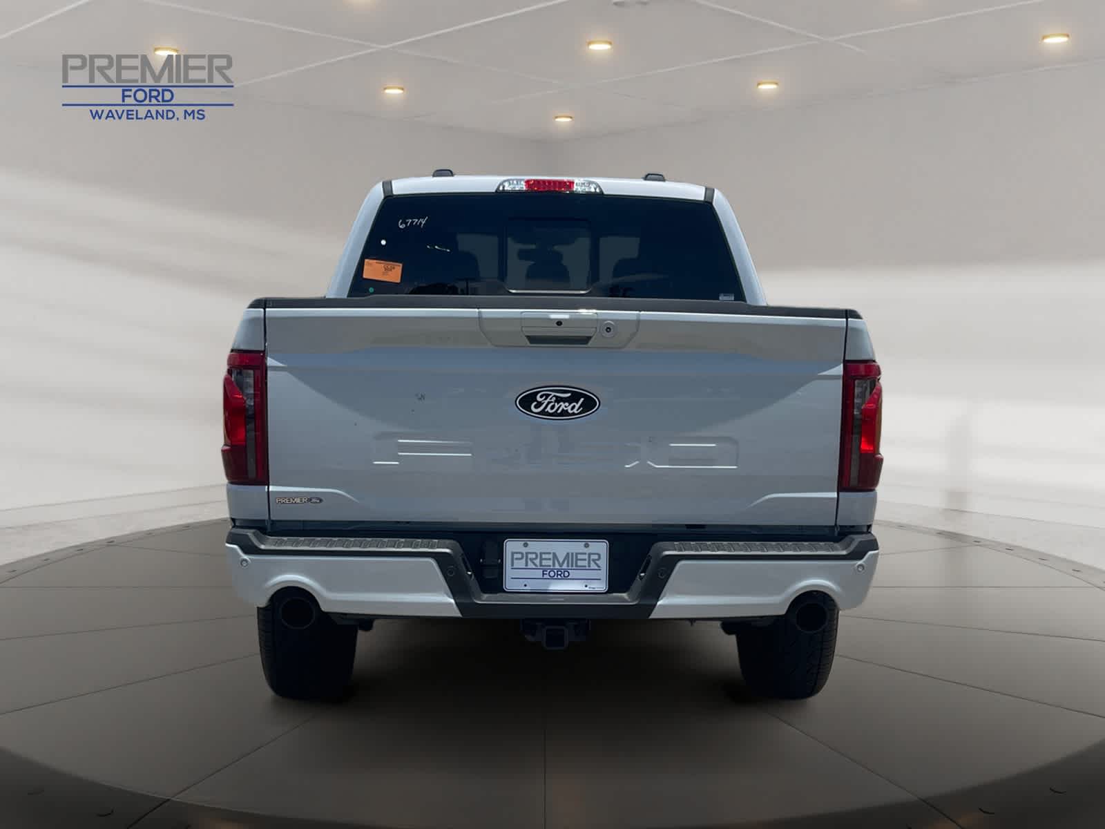 2025 Ford F-150 XLT photo 4