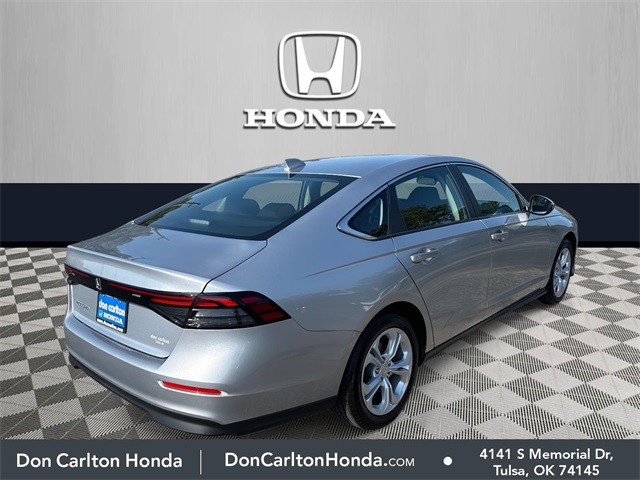 2025 Honda Accord LX photo 3