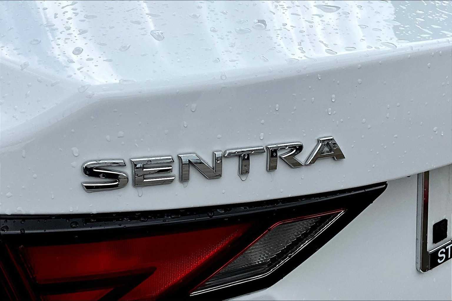 2022 Nissan Sentra SV photo 28