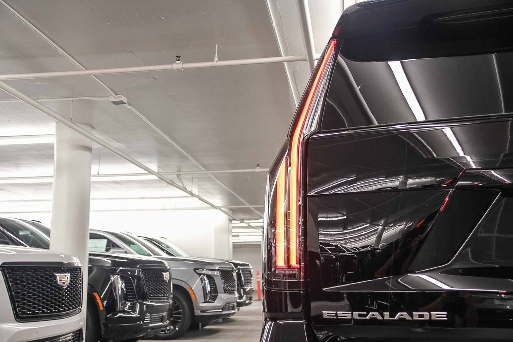 2026 Cadillac Escalade Platinum Sport photo 13