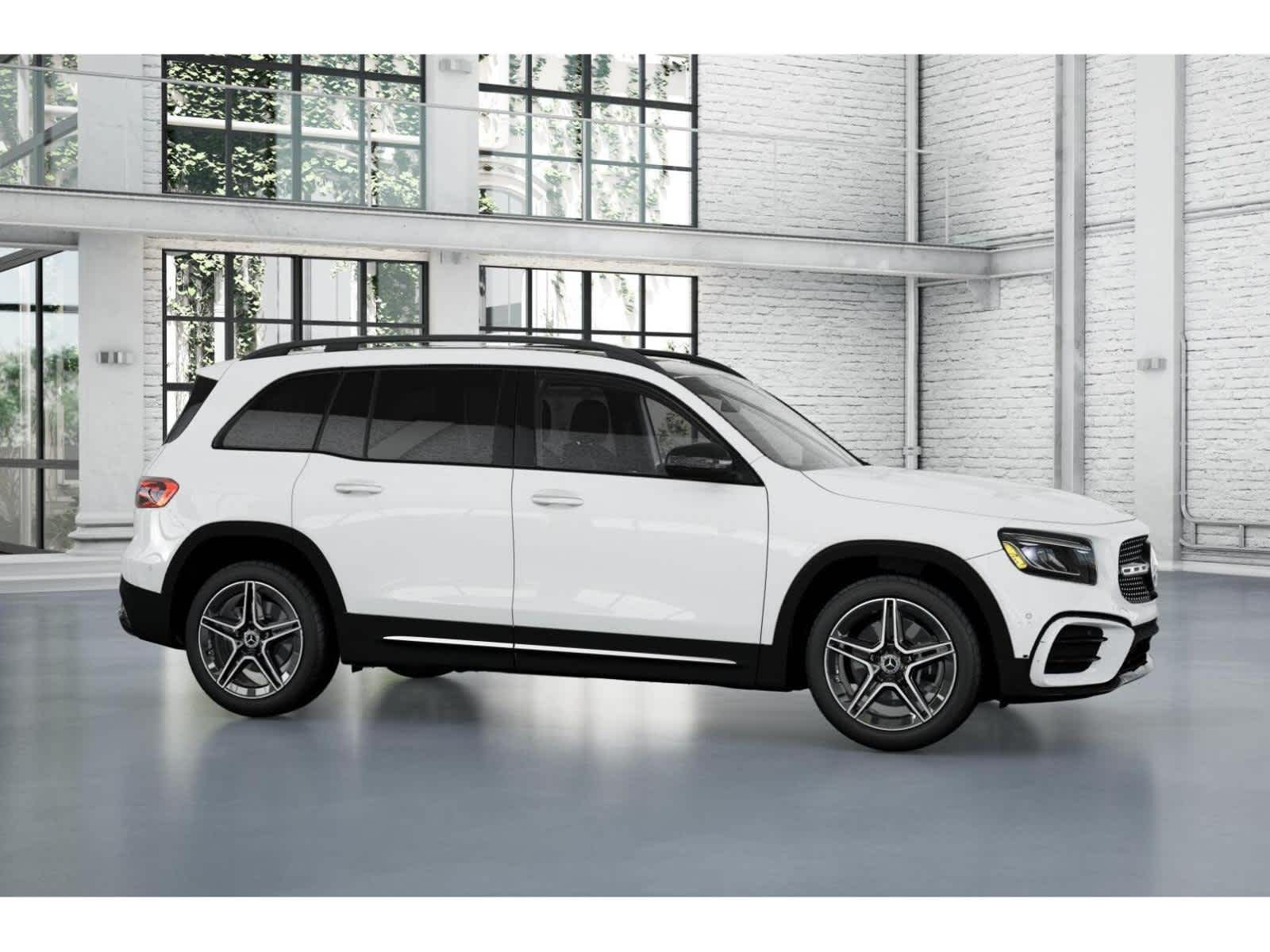 2026 Mercedes Benz GLB 250 photo 14