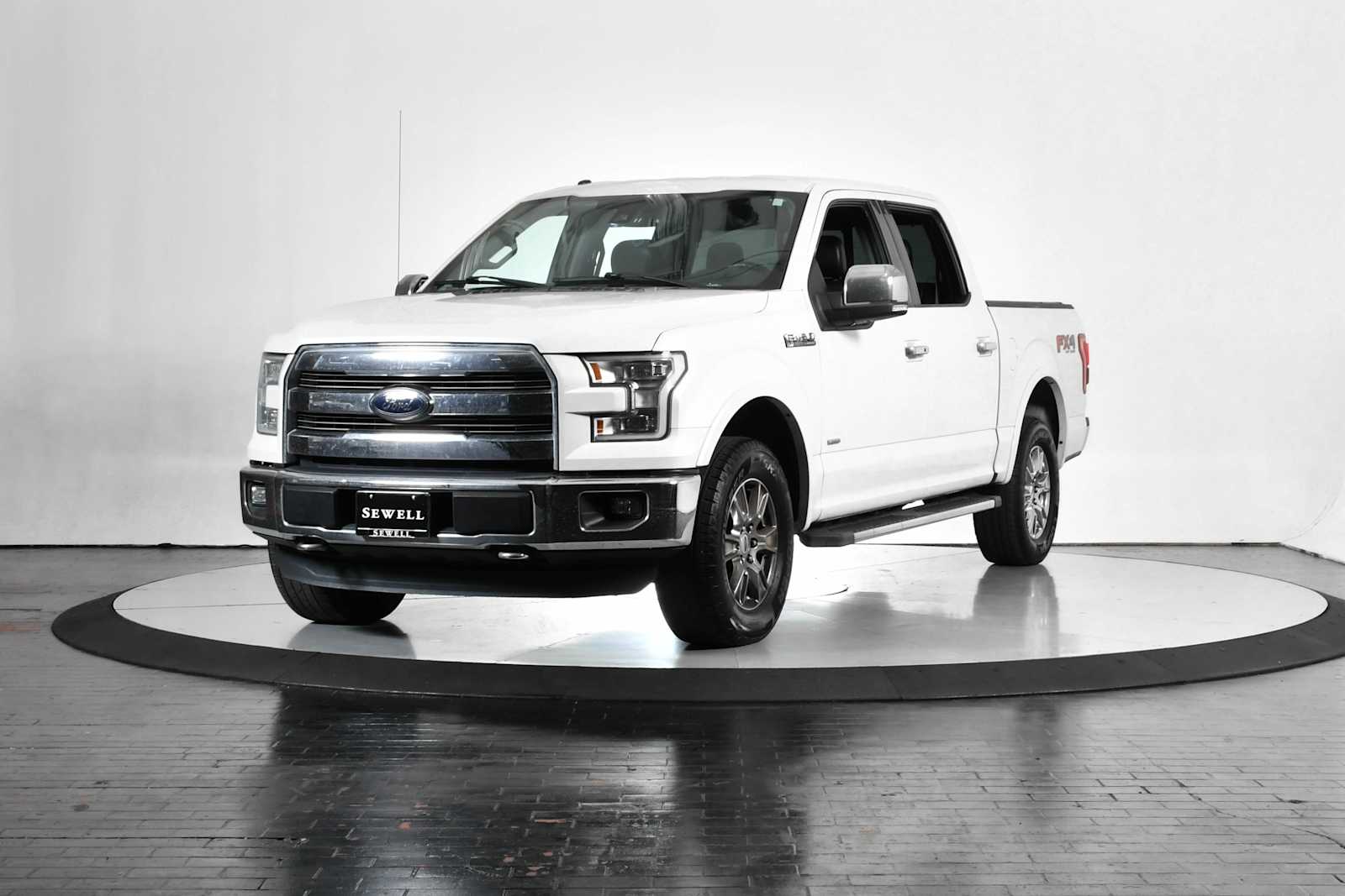 2015 Ford F-150 Lariat's photo