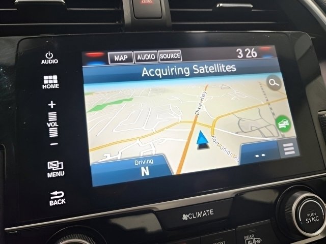 2018 Honda Civic Touring photo 3