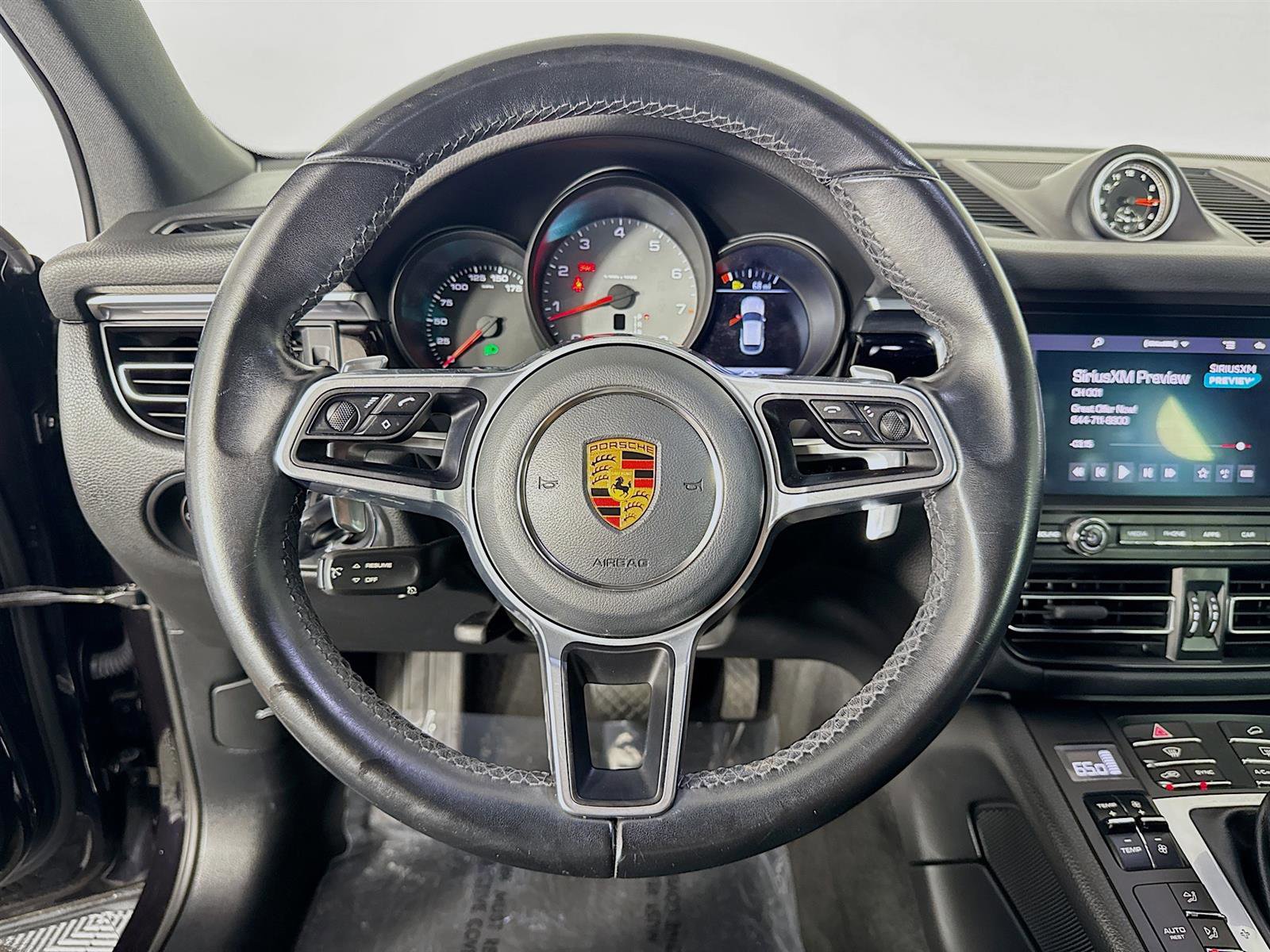 2021 Porsche Macan S photo 12