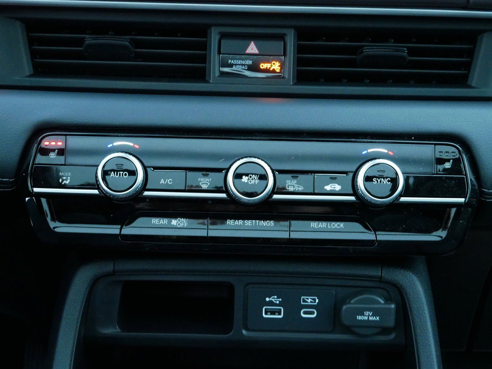 2025 Honda Pilot Touring photo 12