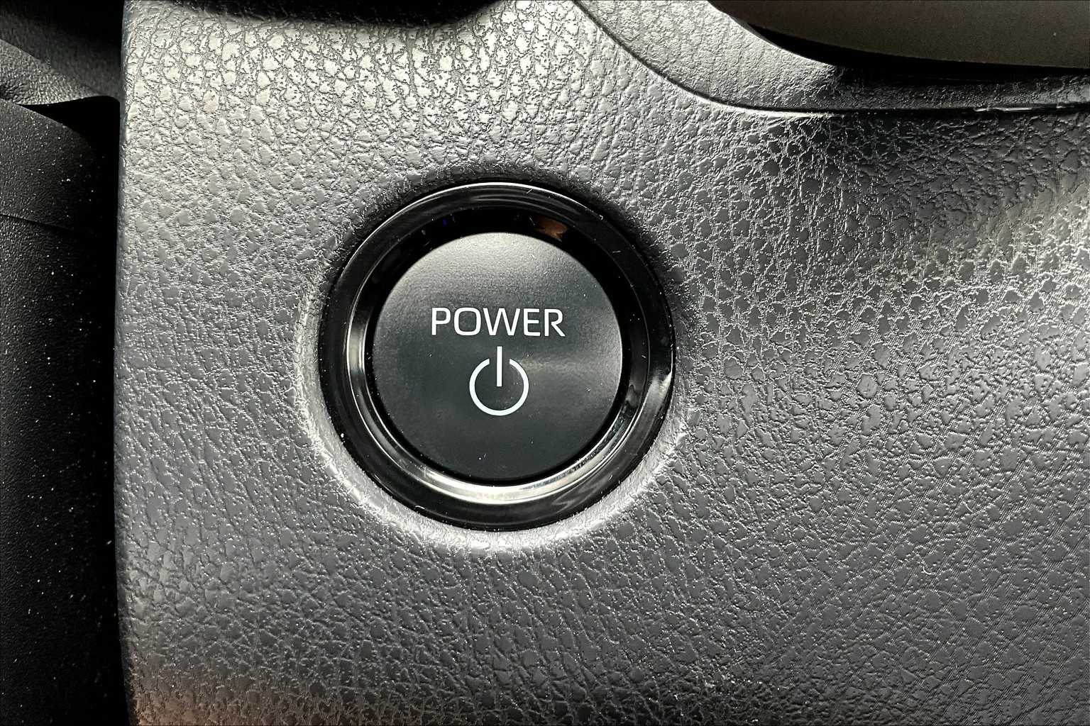 2025 Toyota Camry XSE photo 31