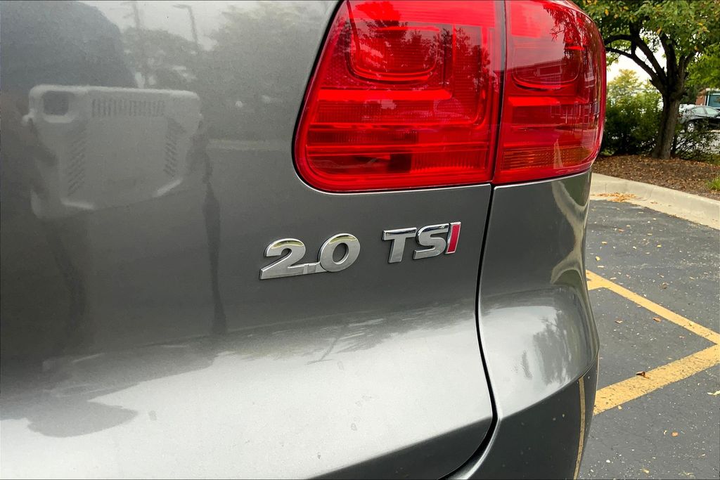 2014 Volkswagen Tiguan SE photo 7