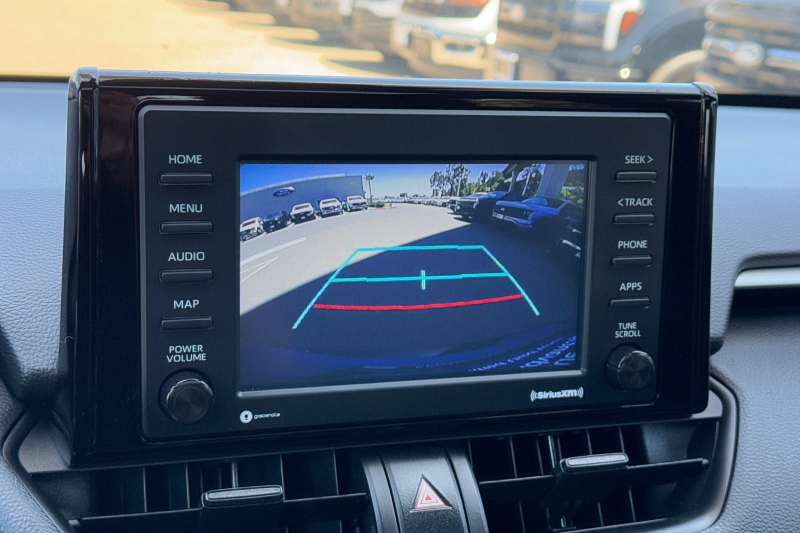 2022 Toyota RAV4 Hybrid SE photo 10