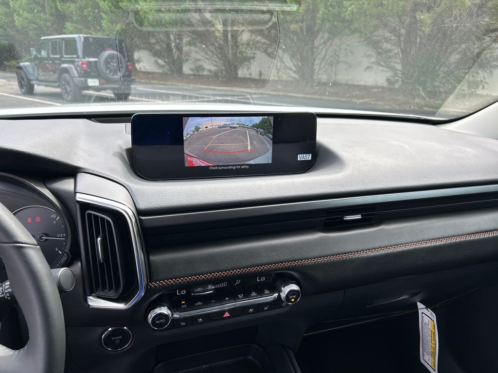 2025 Mazda CX-50 Premium Plus photo 16
