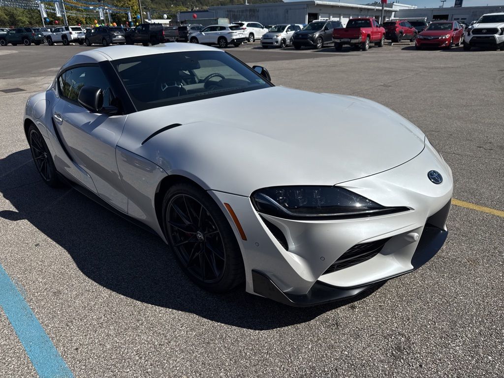 2024 Toyota Supra 3.0 Premium photo 2