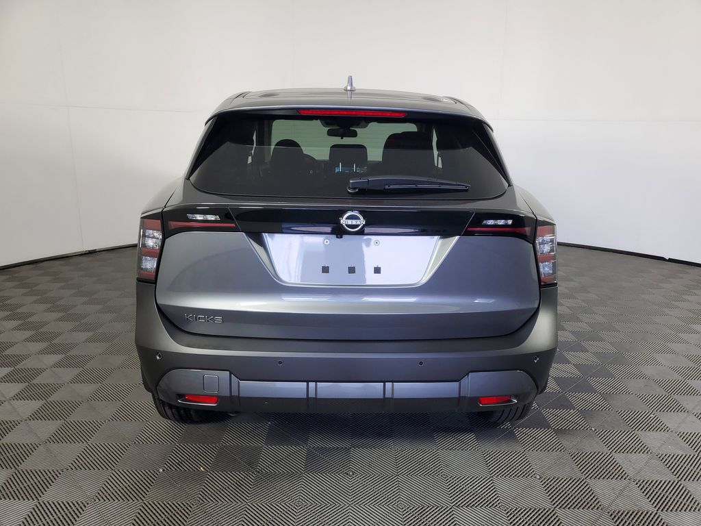 2025 Nissan Kicks SV photo 3