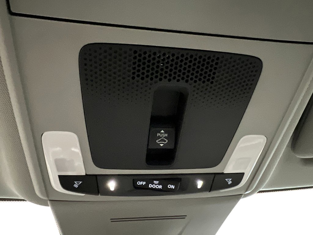 2025 Acura Integra LS photo 14