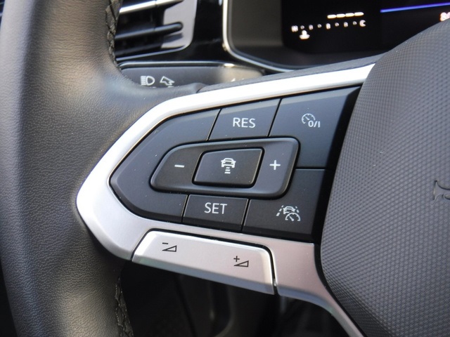 2025 Volkswagen Jetta 1.5T Sport photo 22