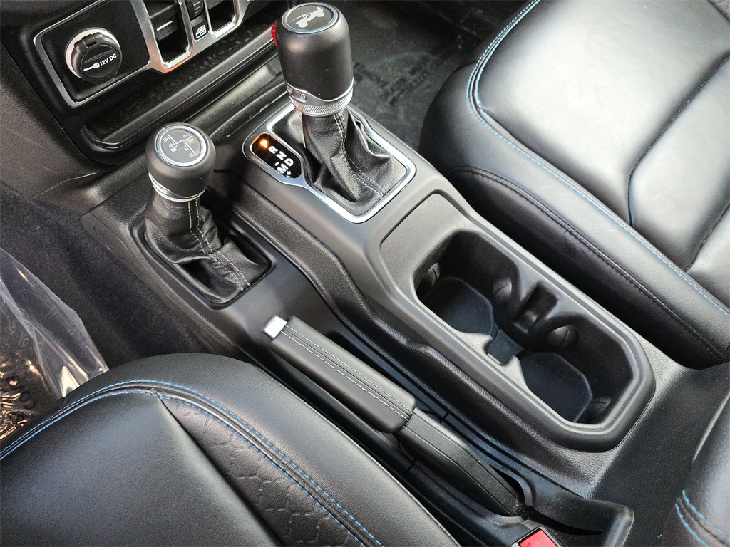 2024 Jeep Wrangler High Altitude 4xe photo 29