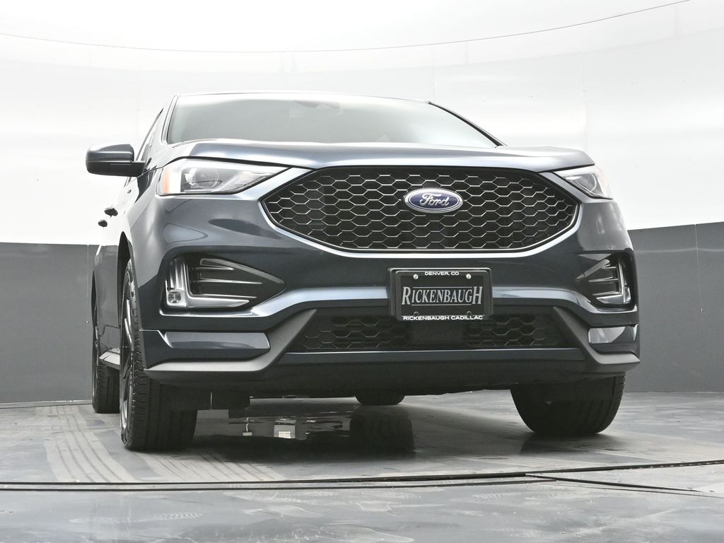 2024 Ford Edge ST-Line photo 18