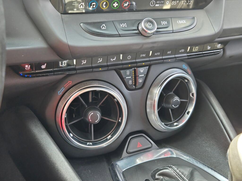 2023 Chevrolet Camaro 2LT photo 23