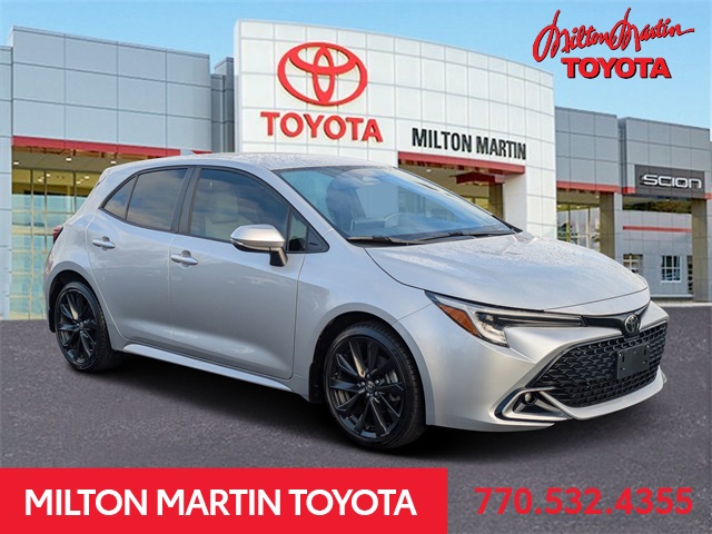 2023 Toyota Corolla Hatchback XSE's photo