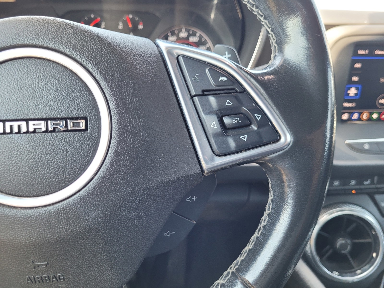 2022 Chevrolet Camaro 1LT photo 20