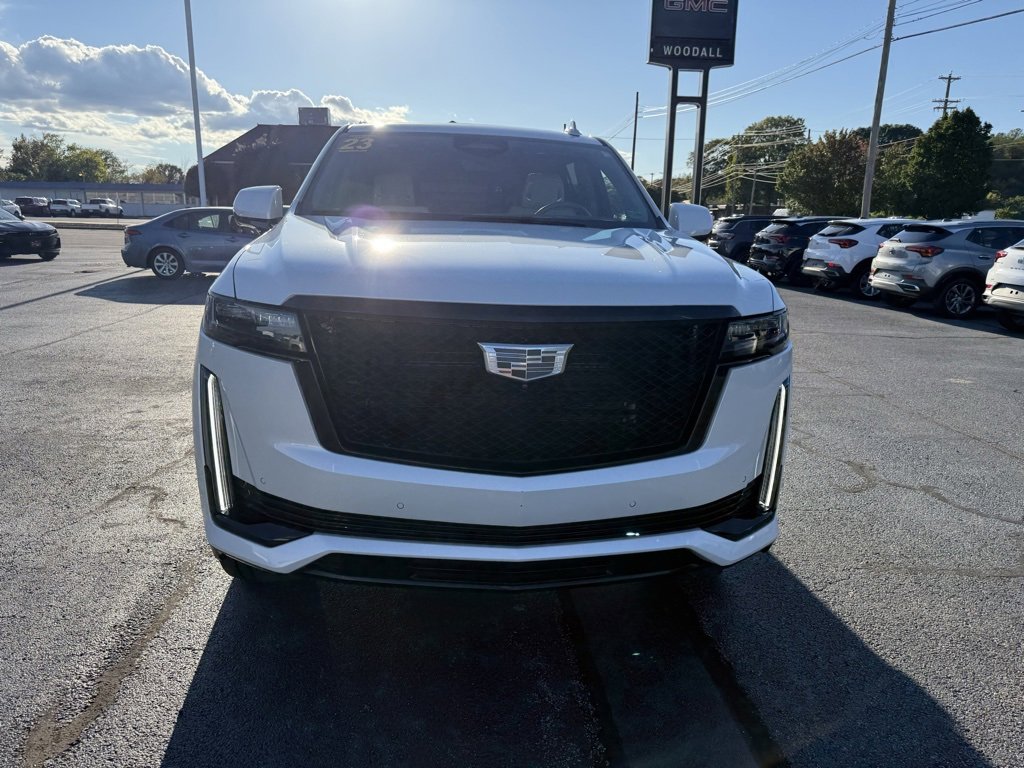 2023 Cadillac Escalade ESV Sport Platinum photo 2