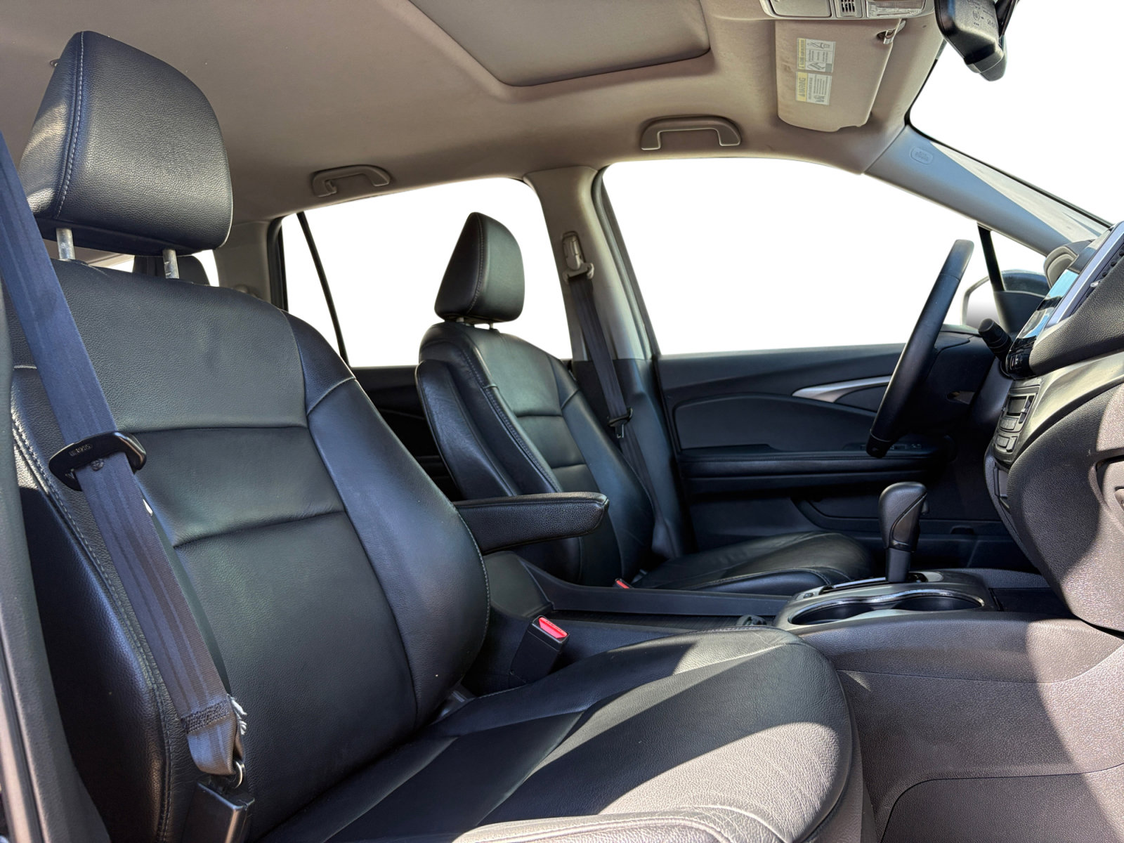 2016 Honda Pilot EX-L photo 27