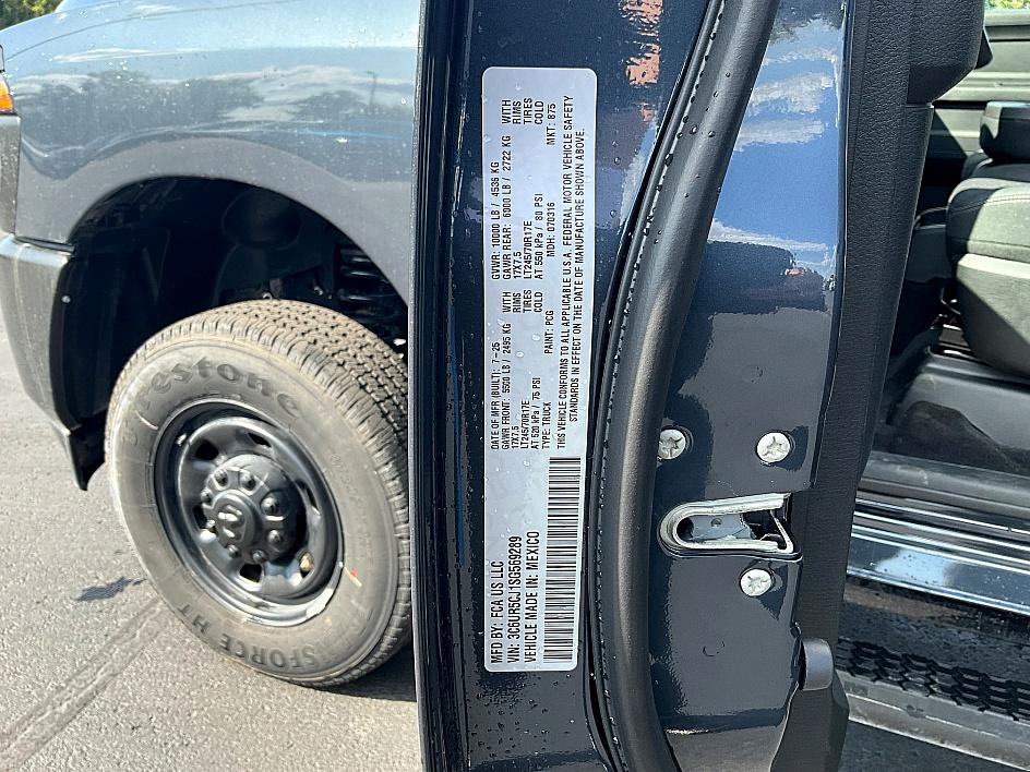 2025 Ram 2500 Tradesman photo 35