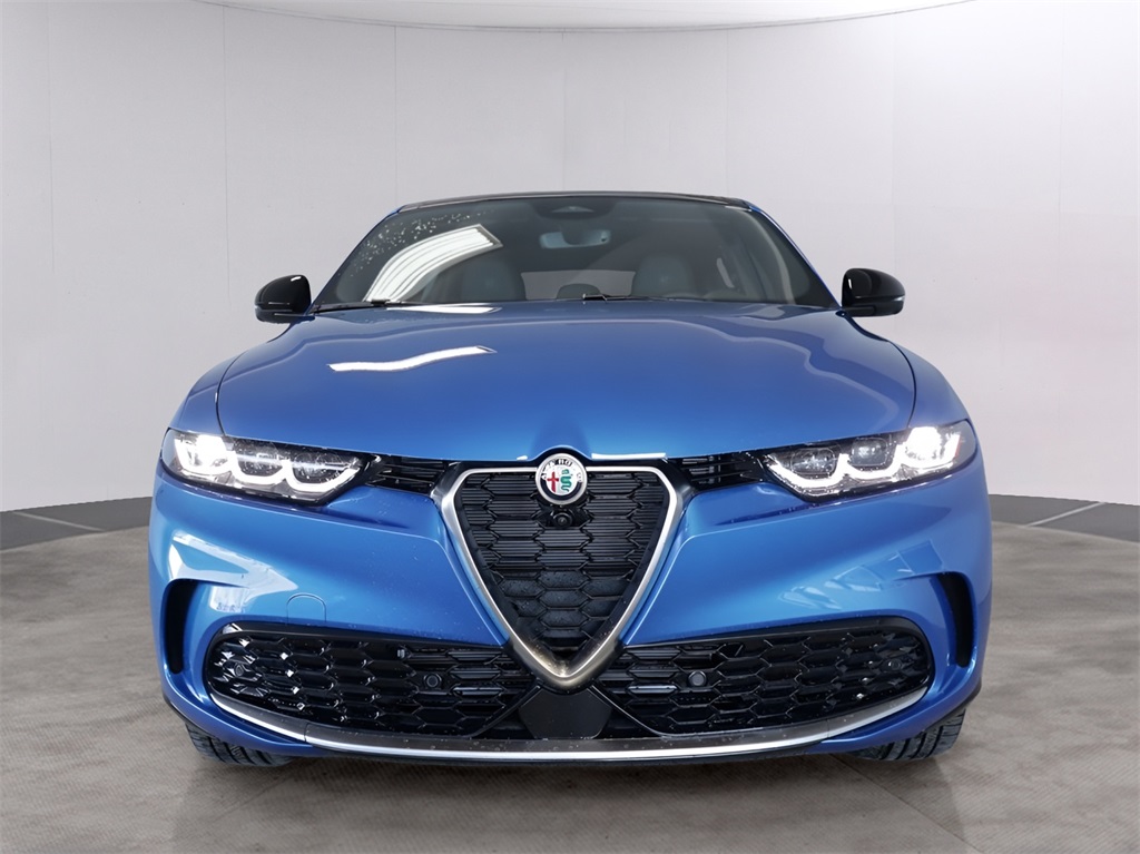 2024 Alfa Romeo Tonale Ti photo 2