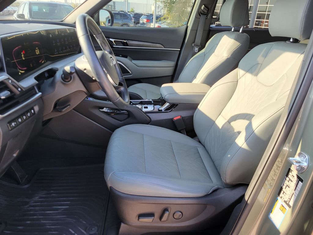 2024 Kia Telluride EX X-Line photo 21