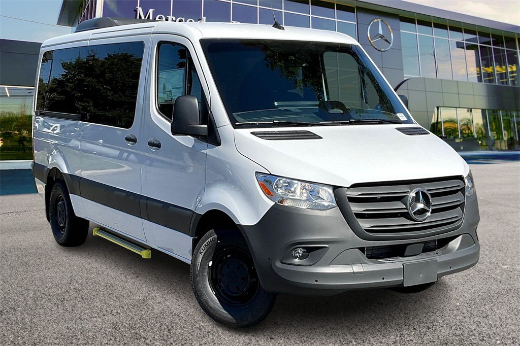 2026 Mercedes-Benz Sprinter Passenger Van Base's photo