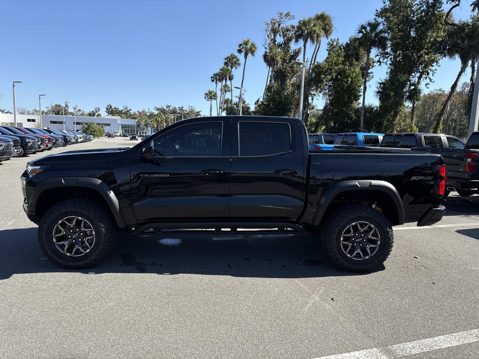 2026 Chevrolet Colorado ZR2 photo 3