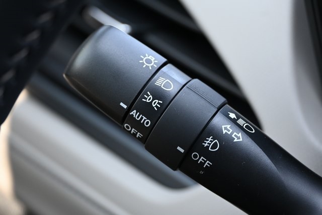 2025 Subaru Forester Premium photo 28