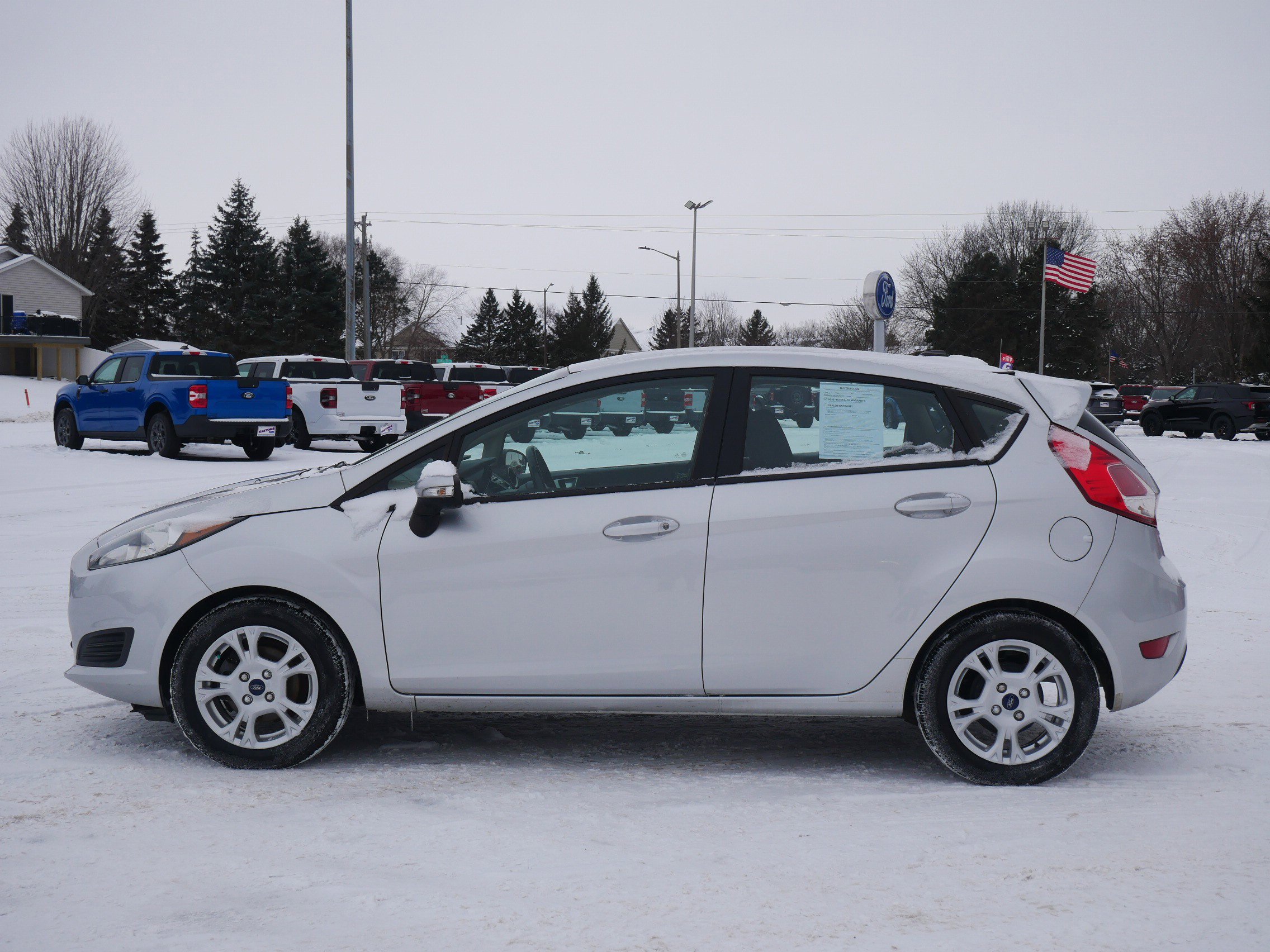 Used 2014 Ford Fiesta SE with VIN 3FADP4EJ9EM239885 for sale in Hastings, Minnesota