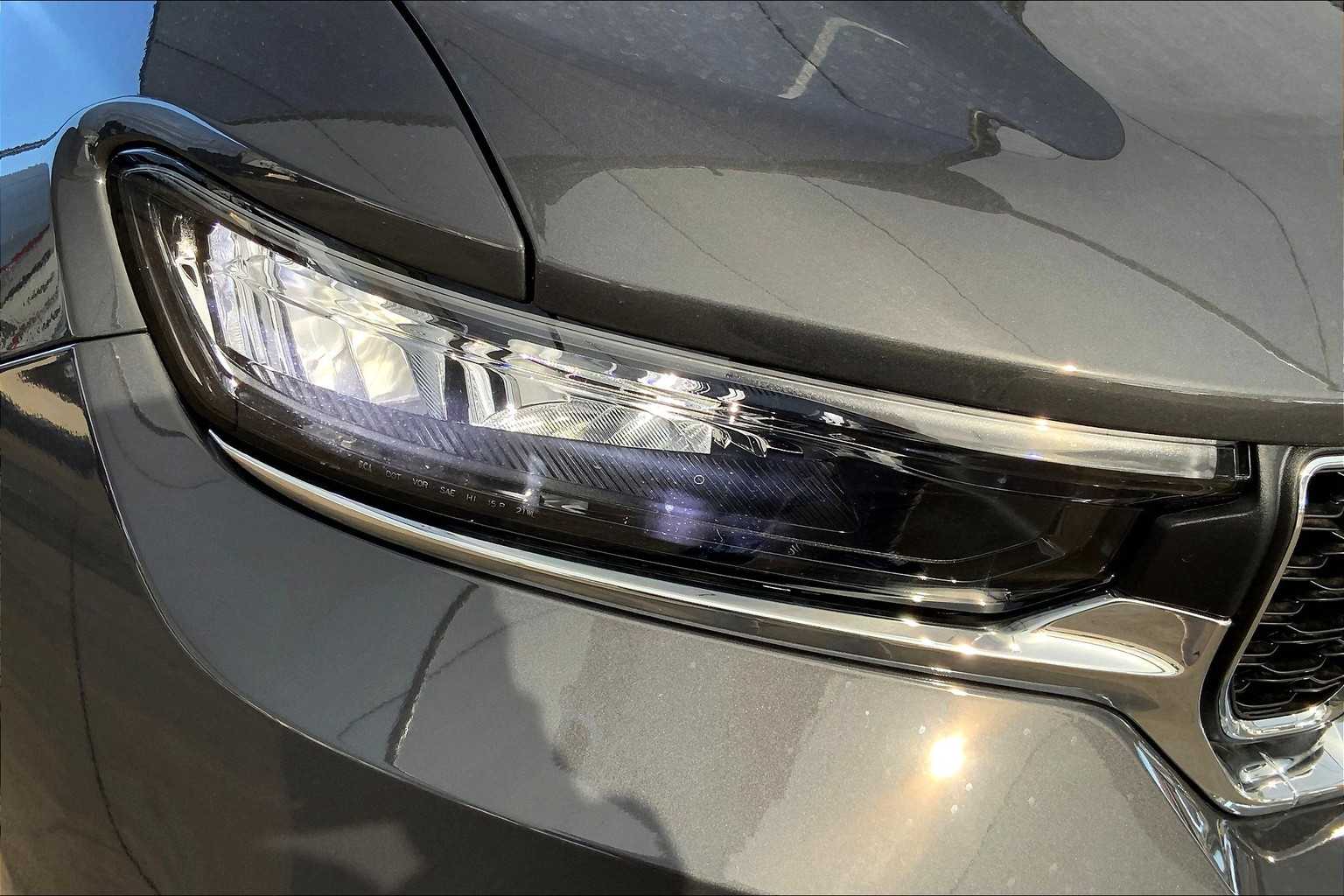 2025 Jeep Grand Cherokee Laredo X photo 13