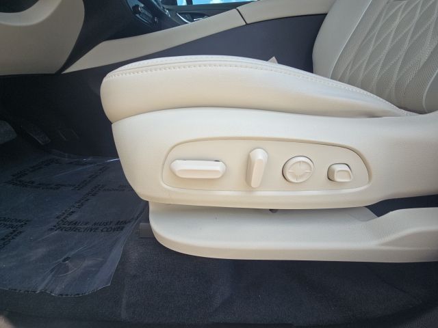 2023 Buick Enclave Avenir photo 21
