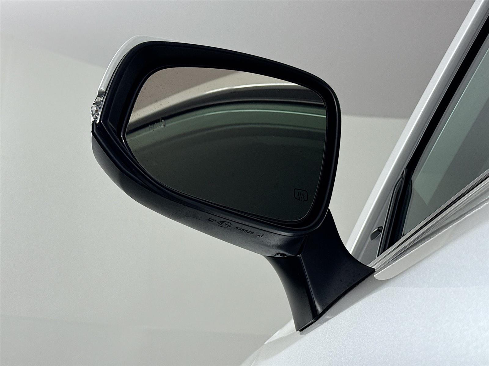 2024 Toyota Grand Highlander XLE photo 10