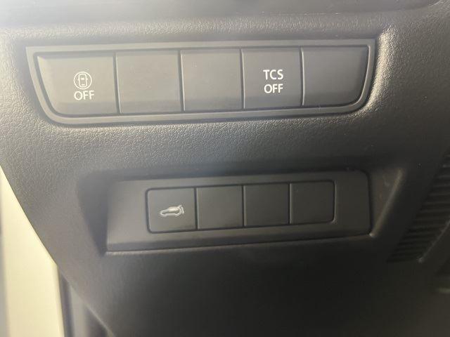 2025 Mazda CX-50 2.5 S Preferred photo 11