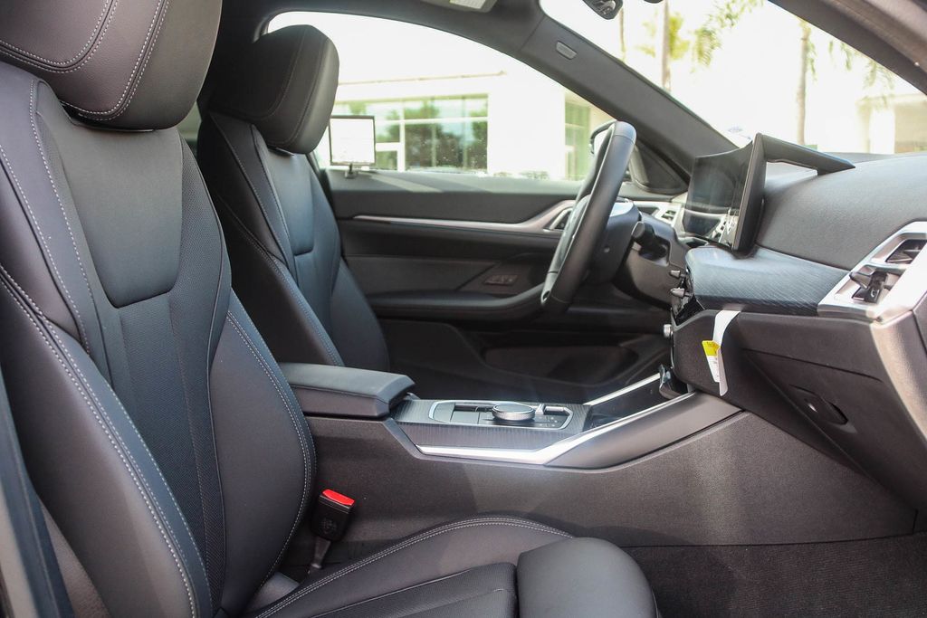 2025 Bmw i4 eDrive40 photo 16