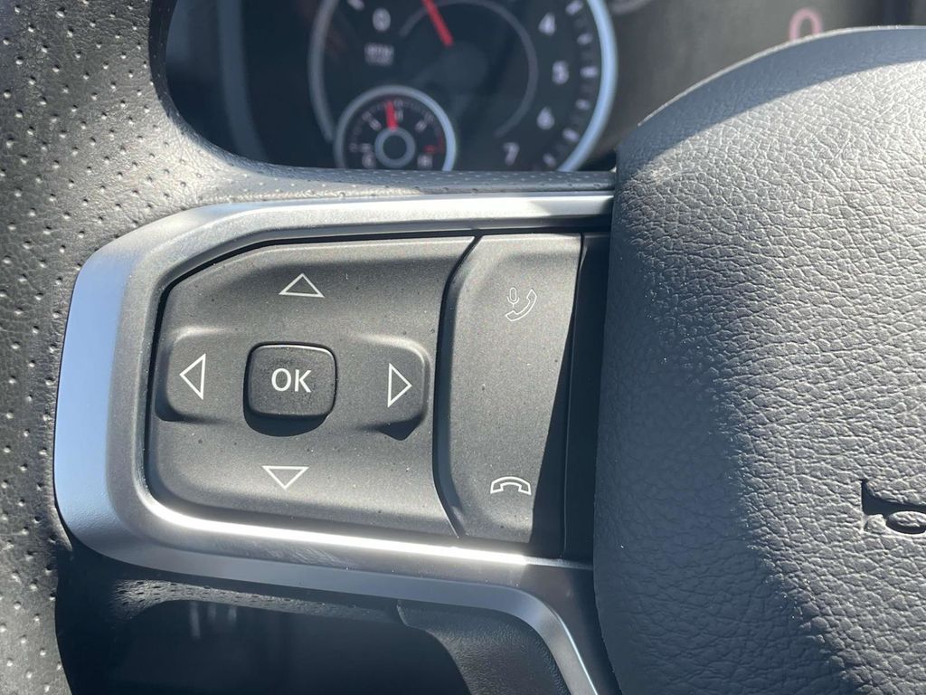2025 Ram 2500 Tradesman photo 28