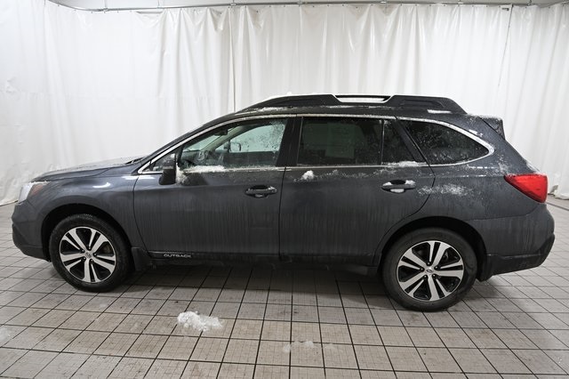 2018 Subaru Outback 2.5i photo 2