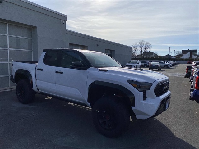 2025 Toyota Tacoma TRD Pro's photo