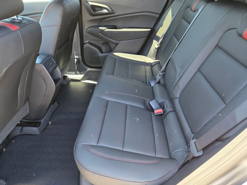 2025 Chevrolet Trax photo 7