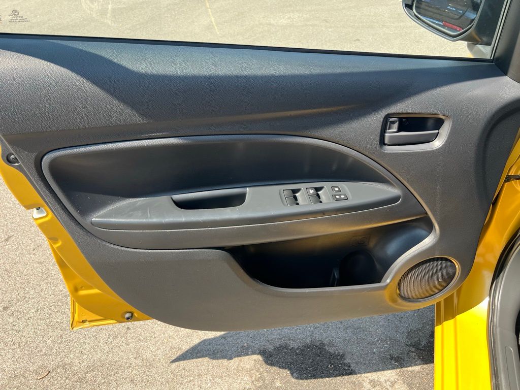 2024 Mitsubishi Mirage ES photo 14